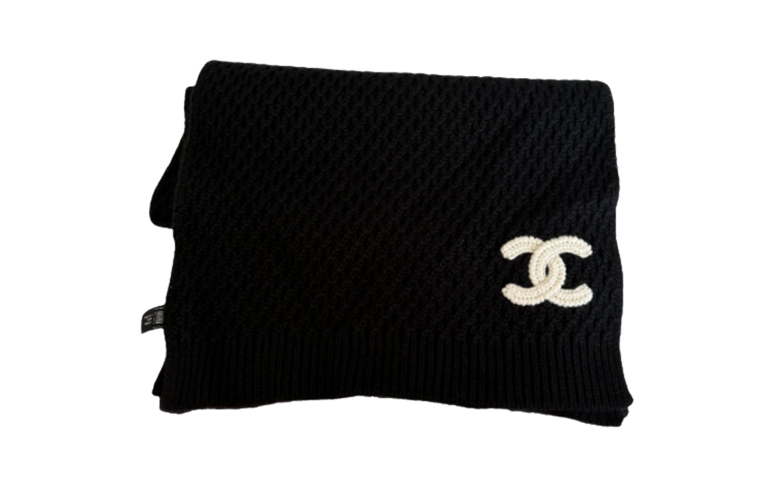CHANEL Logo Black Knitted Scarf Unisex Couple Style. AA9337B13721-94305