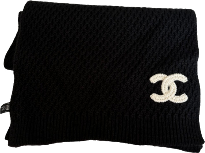 chanel-logo-black-knitted-scarf-unisex-couple-style-aa-9337-b13721-94305