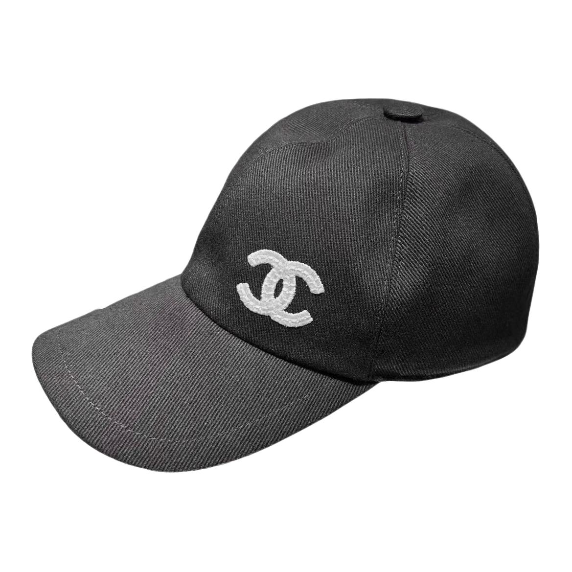 CHANEL Logo Cotton Black Baseball Cap Unisex Couple Style AA9865B1593794305