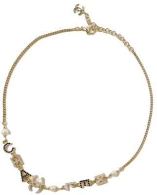 CHANEL Logo Design Necklace for Women - Gold. ABD538B16788 Lookbook CHANEL Logo Design Necklace for Women - Gold. ABD538B16788