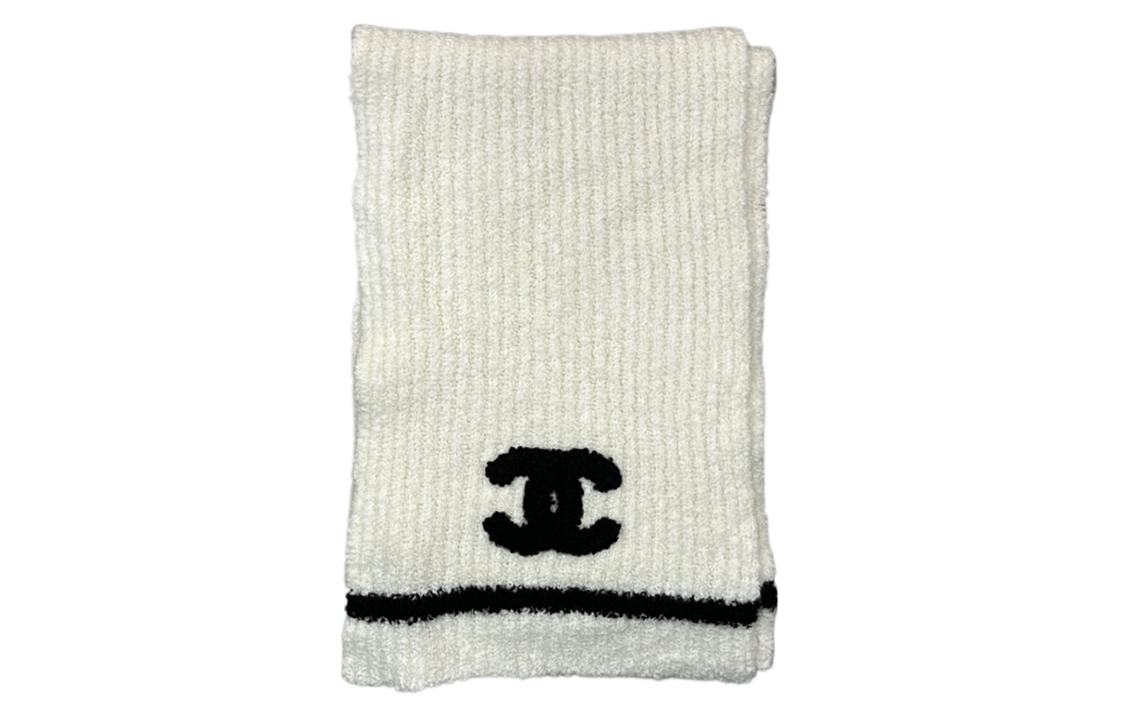 CHANEL Logo White Wool Scarf Unisex Couple's Edition. AA9423B13856NQ766