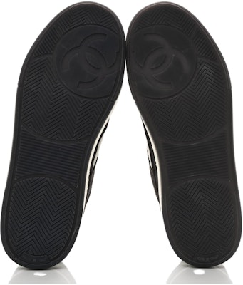 Chanel Low-Top Sneaker 'Logo Black and White' G39980-X56979-K5843 Details for Chanel Low-Top Sneaker 'Logo Black and White' G39980-X56979-K5843