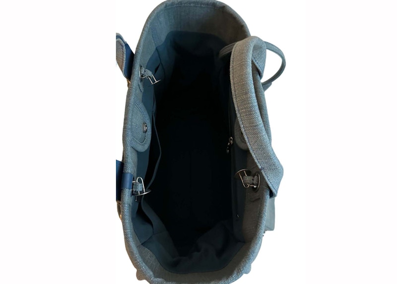 Lookbook 香奈儿中号丹宁23S购物袋 淡蓝色 (AS3351)