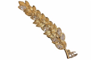 CHANEL Metal Brooch Unisex Original European-American Style AB4491-B03619-N8053 CHANEL Metal Brooch Unisex Original European-American Style AB4491-B03619-N8053