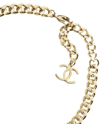 Chanel Kalung Choker Logam Emas/Putih Lookbook Chanel Kalung Choker Logam Emas/Putih