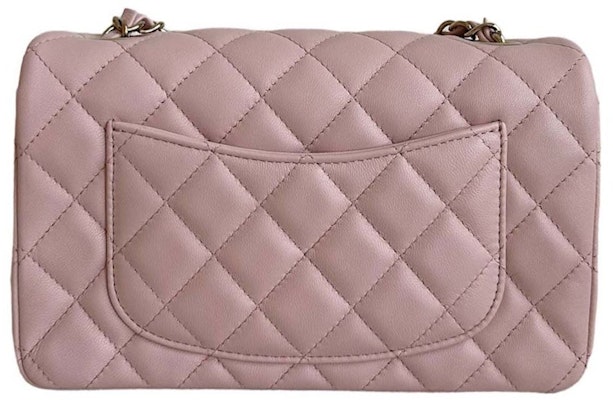 香奈儿迷你经典翻盖包粉红色(A69900) Order 香奈儿迷你经典翻盖包粉红色(A69900)