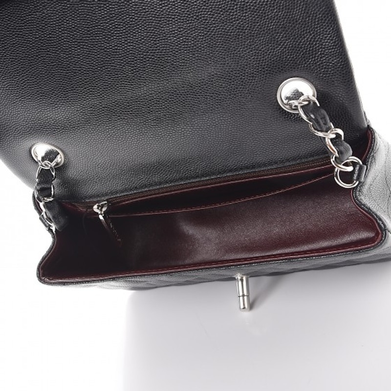 Chanel Mini Rectangular Flap Black Caviar 圖 3