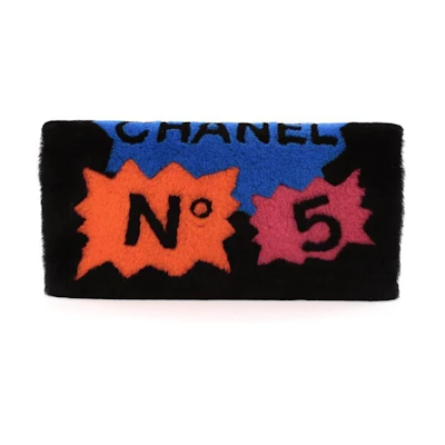 Chanel No 5 Comic Plush Clutch Black/Multicolor