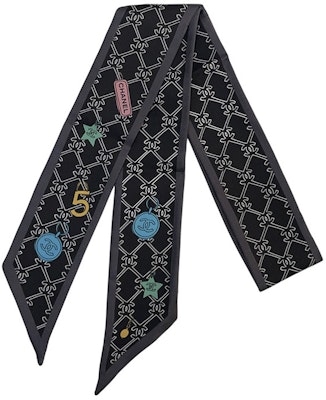 CHANEL No.5 Double C Scarf Headband AA8155-B07826-NH316 Buy CHANEL No.5 Double C Scarf Headband AA8155-B07826-NH316