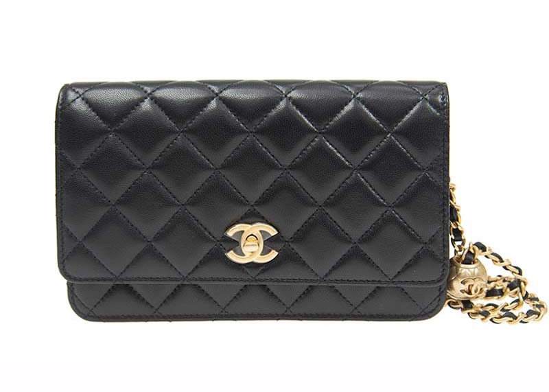 Chanel Pearl Crush Adjustable Strap WOC Black (AP1450)