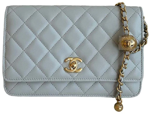 Chanel Pearl Crush Correa Ajustable WOC Gris Claro (AP1450) Buy Chanel Pearl Crush Correa Ajustable WOC Gris Claro (AP1450)