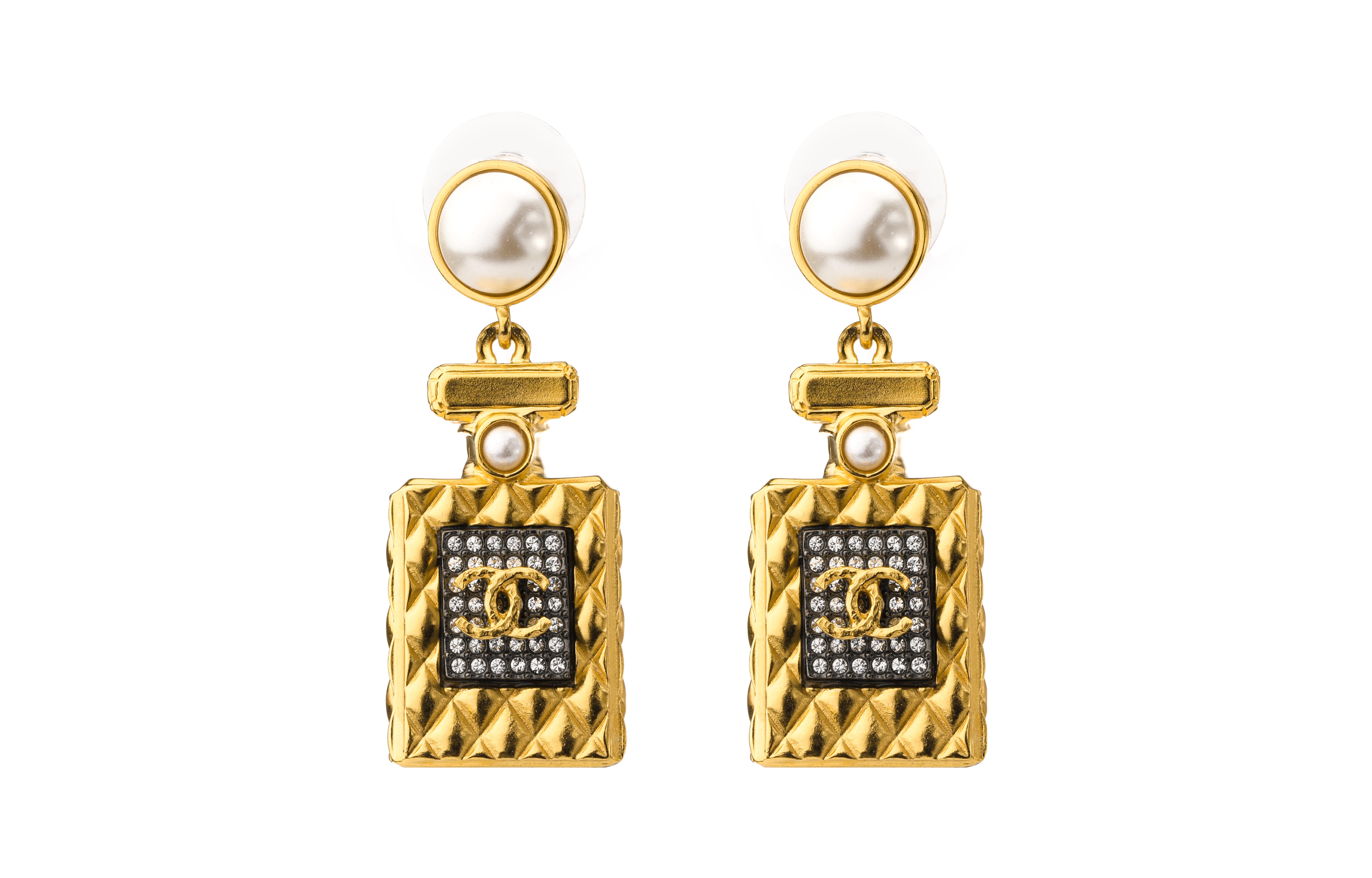 CHANEL Perfume Bottle Earrings. AB4391-B03667-N8202