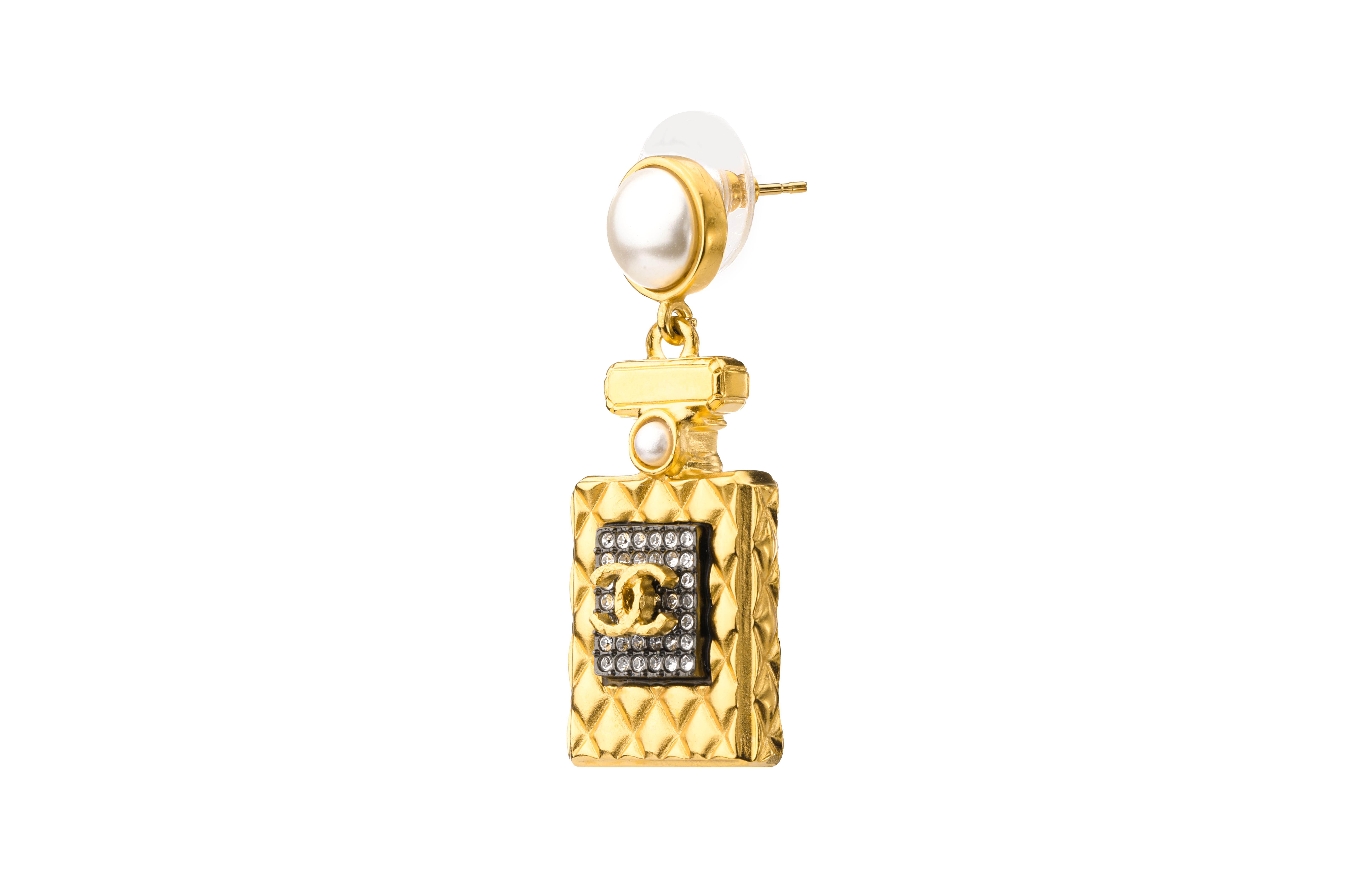 CHANEL Perfume Bottle Earrings. AB4391-B03667-N8202 圖 3