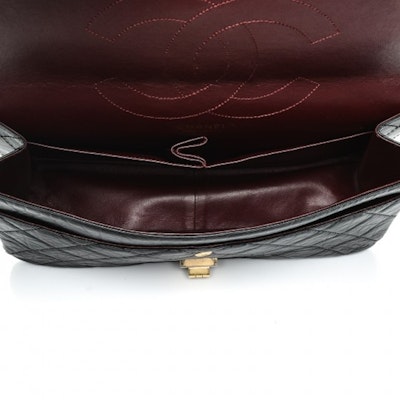 Chanel Reissue 2.55 Classic Double Flap Quilted Aged Calfskin Gold-tone 227 Black Lookbook Chanel Reissue 2.55 Classic Double Flap Quilted Aged Calfskin Gold-tone 227 Black
