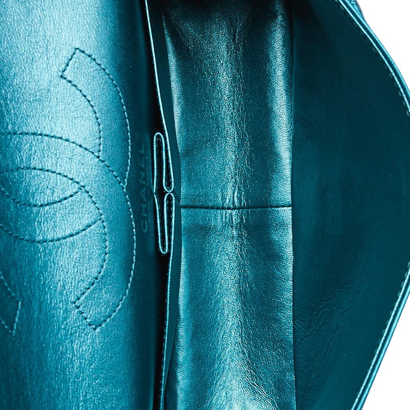 Order Chanel Reissue 2.55 Flap Klasik Quilted Metallic 226 Biru Tua