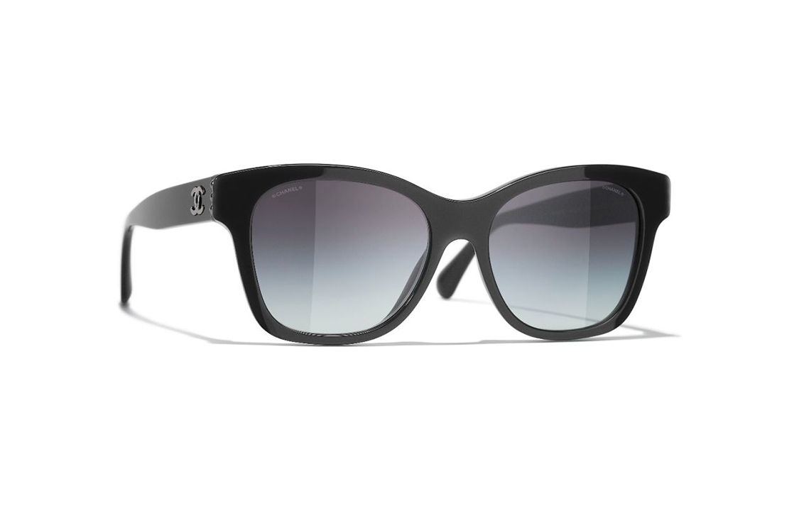 Shop 香奈儿复古珍珠蝴蝶框墨镜 黑色 男女同款 CH5482H-1716S6