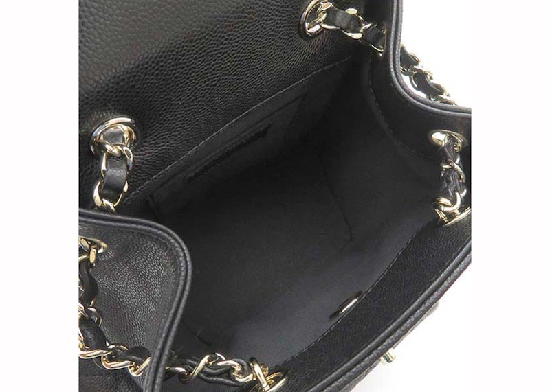 Lookbook Chanel Small Duma 23K Grained Calfskin Beg Galas Hitam (AS4399).