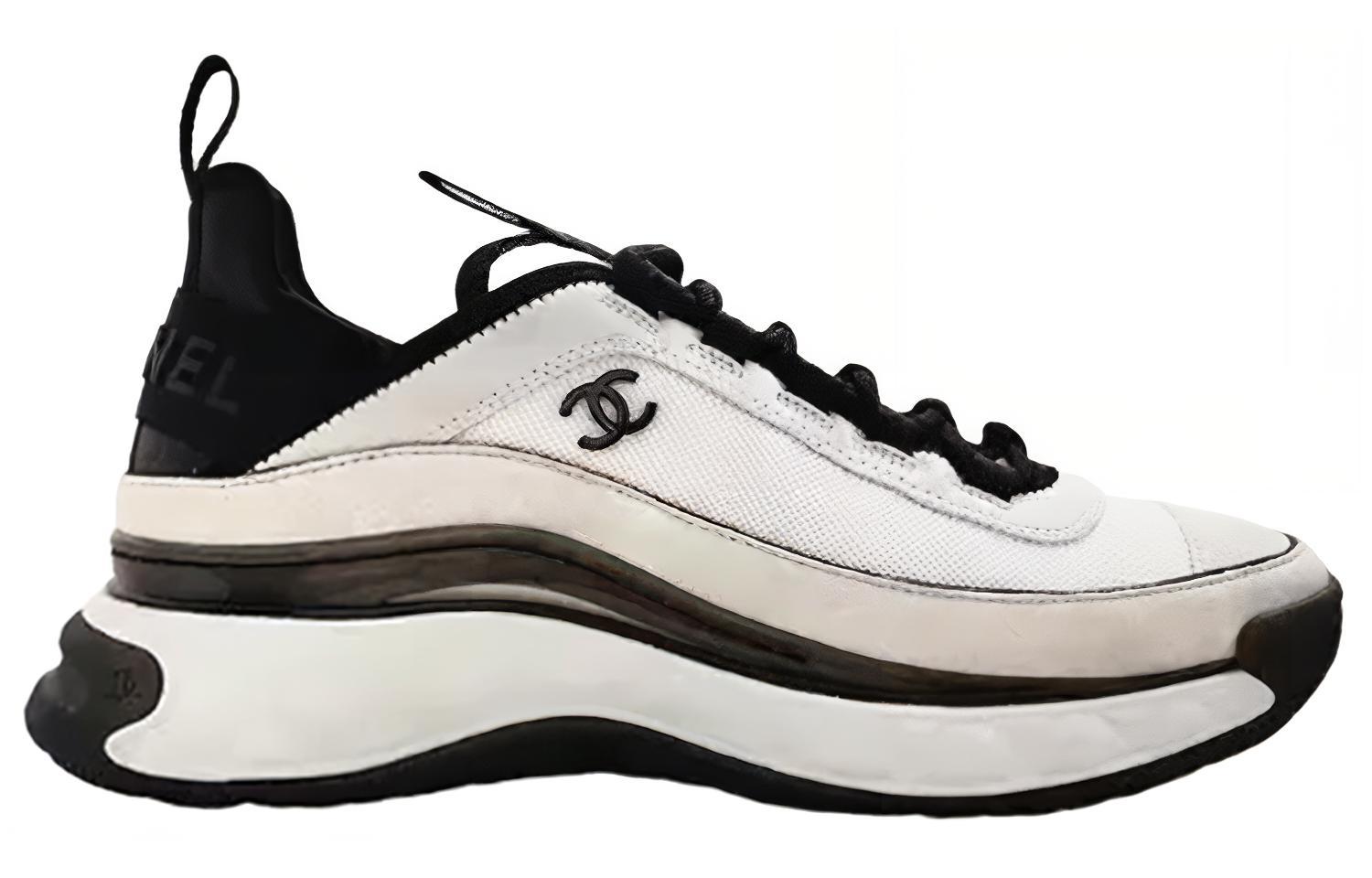 Order Sneaker Chanel 'Putih Abu-Abu Muda' G39072-Y55826-K4283