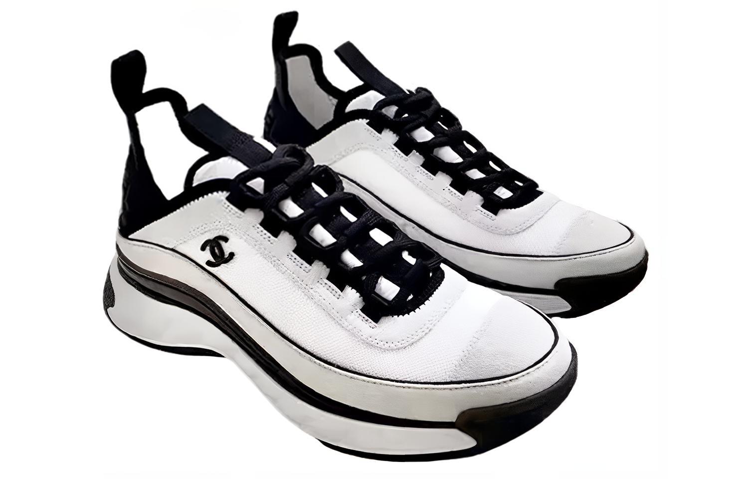 Purchase Sneaker Chanel 'Putih Abu-Abu Muda' G39072-Y55826-K4283