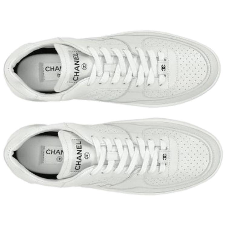 Lookbook Chanel Sneaker Rendah 'Fashion Strap Putih' G45081-B13302-NP503