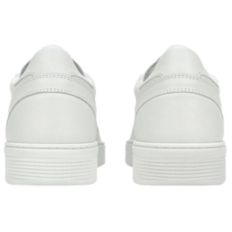 Shop Chanel Sneaker Rendah 'Fashion Strap Putih' G45081-B13302-NP503