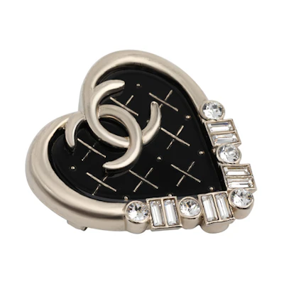 Chanel Vintage Double C Rhinestone Heart Brooch. AB6699-B06192-ND234