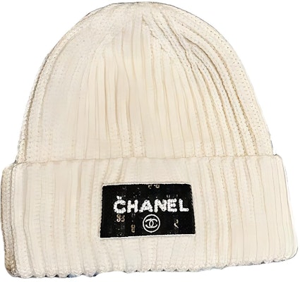CHANEL White Cashmere Beanie Hat Unisex Couples Style with Logo Design. AA9553B1372410800 Buy CHANEL White Cashmere Beanie Hat Unisex Couples Style with Logo Design. AA9553B1372410800