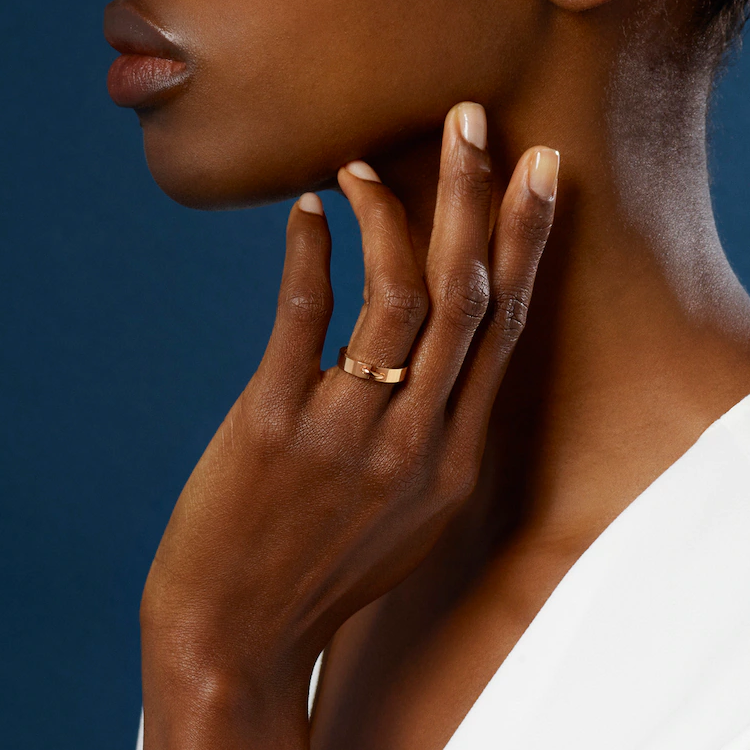 Cheap Cincin Chaumet Liens Évidence "One Life" Emas Rose 18K Unisex Desain Pasangan 80543