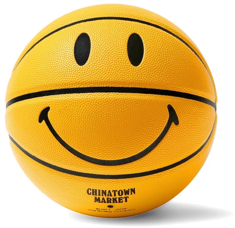 chinatown-market-smiley-basketball-yellow