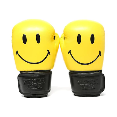 Chinatown Market Smily Boxing Gloves Yellow