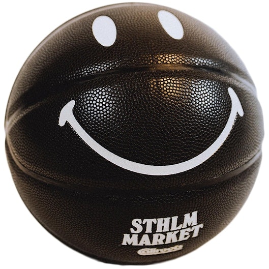 chinatown-market-x-caliroots-smiley-basketball-glow-in-the-dark