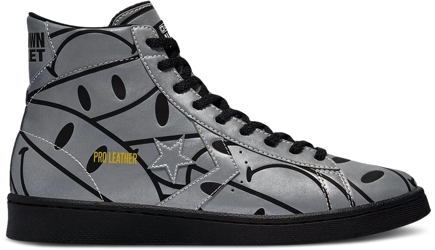 chinatown-market-x-converse-pro-leather-high-all-over-smiley