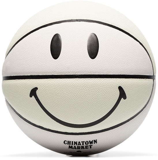 chinatown-market-x-smiley-sunlight-activated-basketball