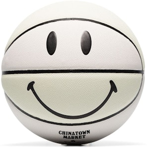 Bola Basket Chinatown Market x Smiley Terang Matahari Buy Bola Basket Chinatown Market x Smiley Terang Matahari