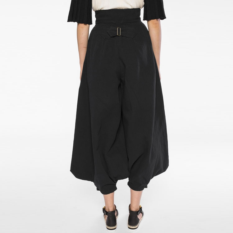 Shop 끌로에 하이웨이스트 코튼 스커트 블랙 17EPA1117E049NR4D2