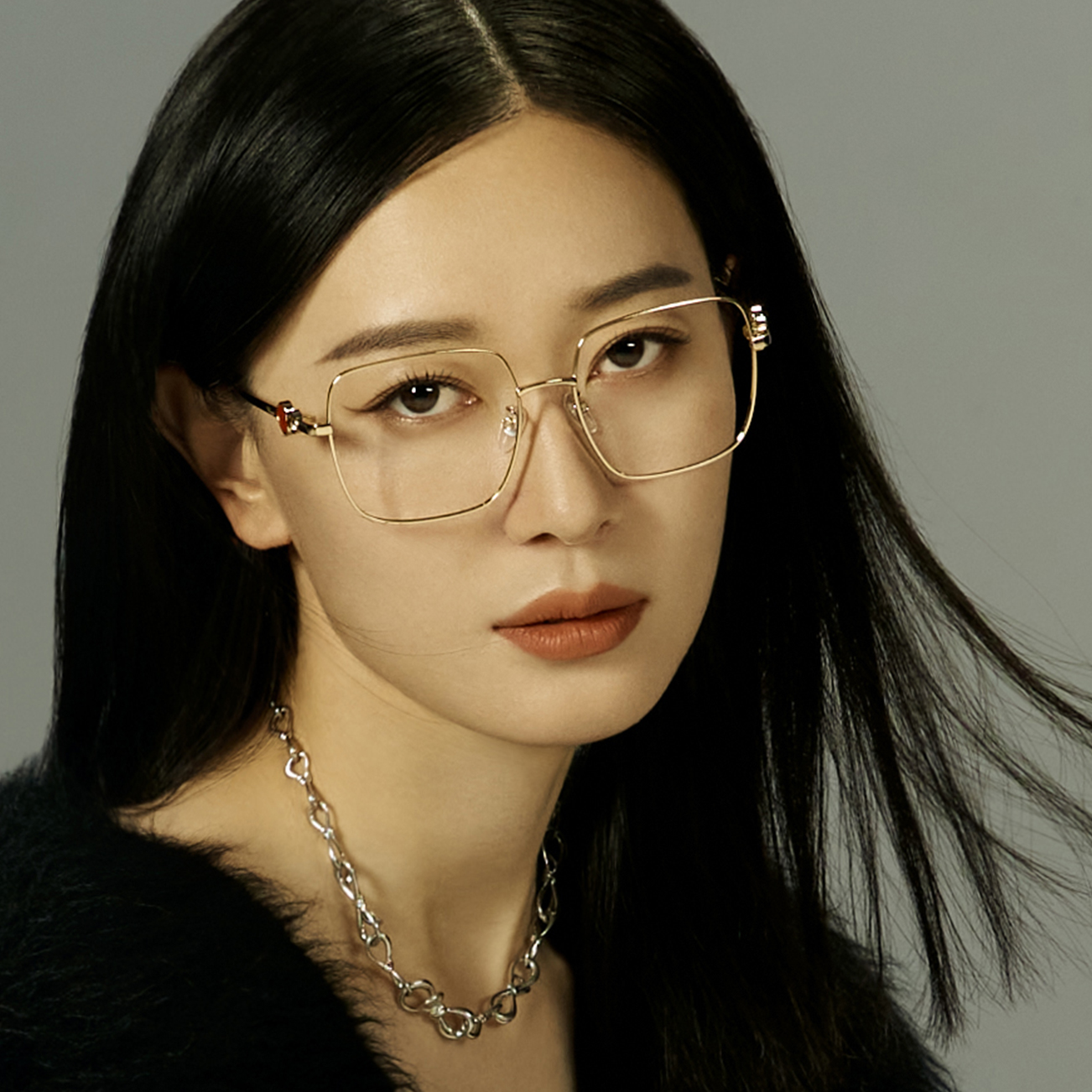 Shop 萧邦Happy Hearts方形金属眼镜框 VCHF99G