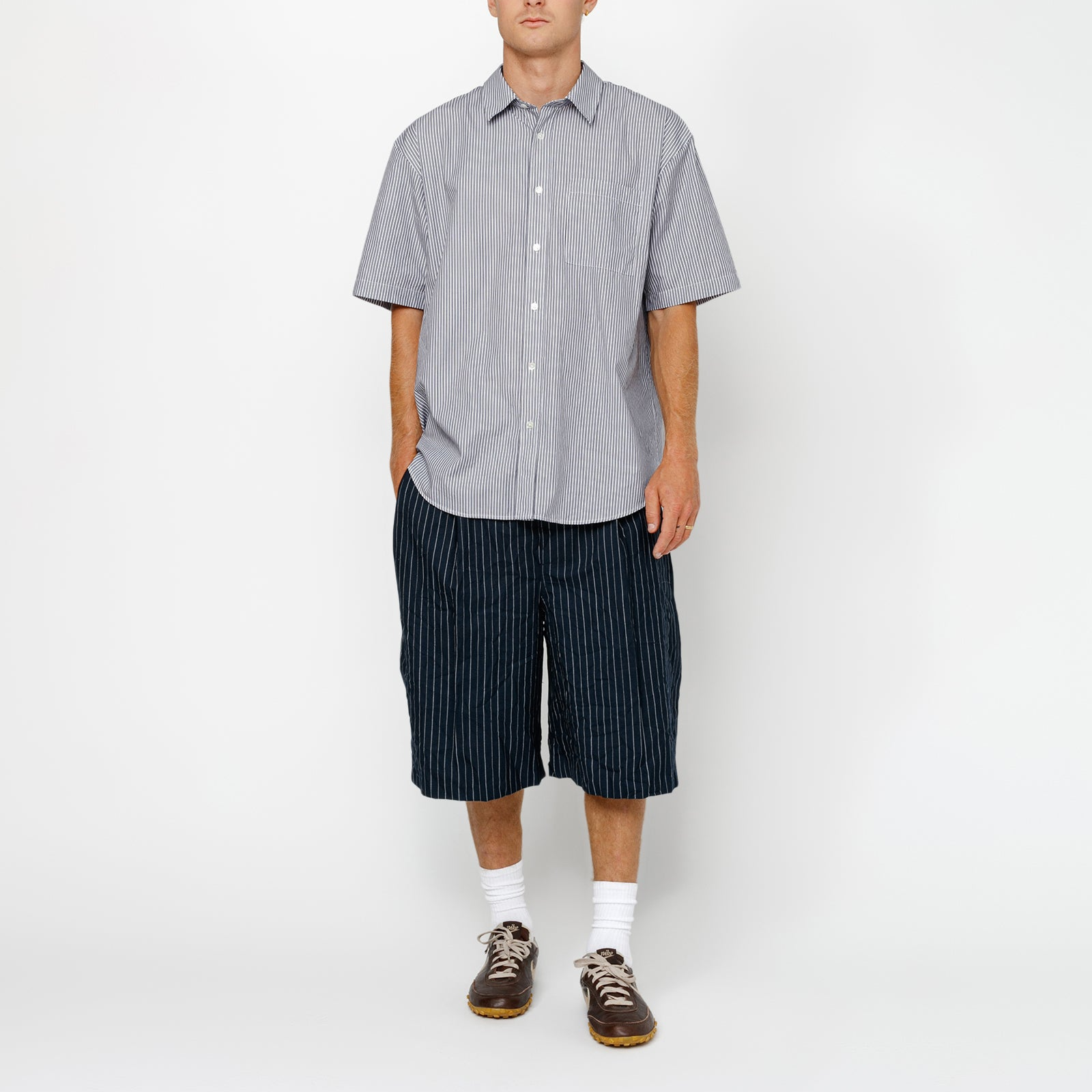 Lookbook Christian Louboutin Louis Flat Veau Velours 'Negro' 1110329