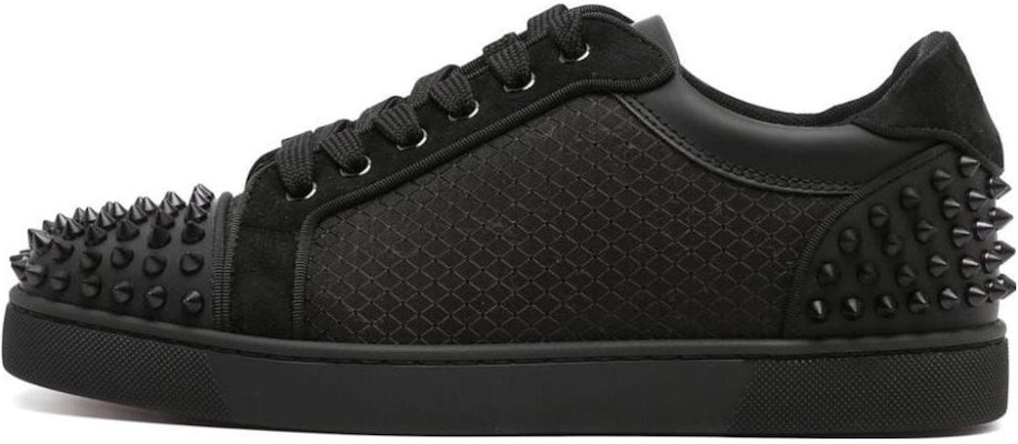Low top 2025 black louboutins