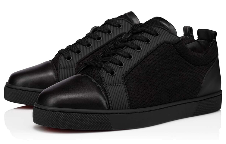 Order Christian Louboutin Varsijunior 'Fesyen Hitam' 1220862BK01