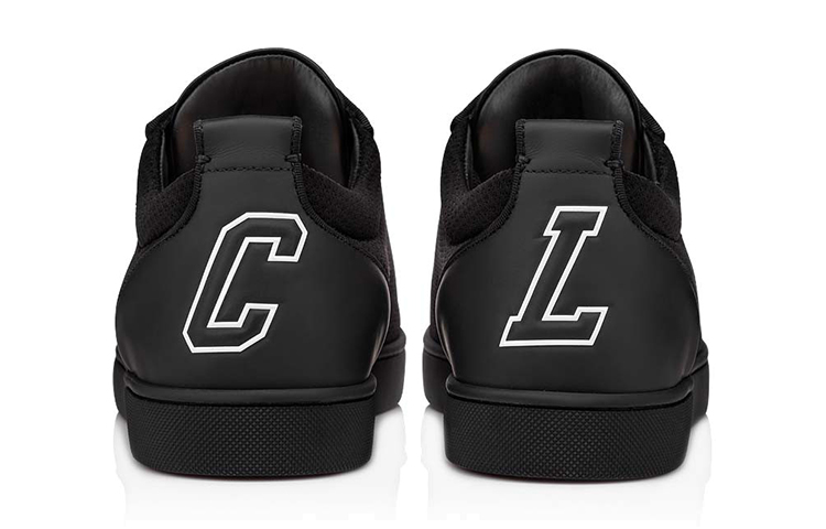 Shop Christian Louboutin Varsijunior 'Fesyen Hitam' 1220862BK01