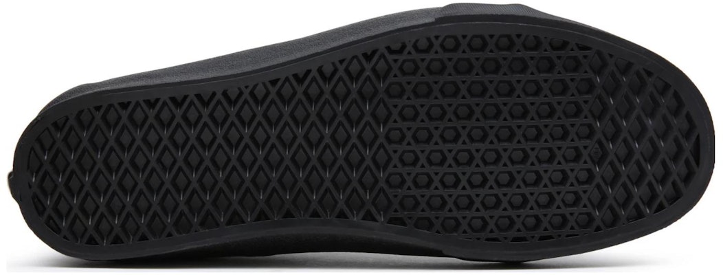 Christopher Raeburn x Vans Old Skool GORE-TEX VR3 'Hitam Klasik' VN0A4BVJBLK Shop Christopher Raeburn x Vans Old Skool GORE-TEX VR3 'Hitam Klasik' VN0A4BVJBLK