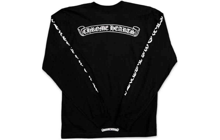 Lookbook 크롬하츠 블랙 크루넥 긴팔 티셔츠 레터 프린트. CH-7781201