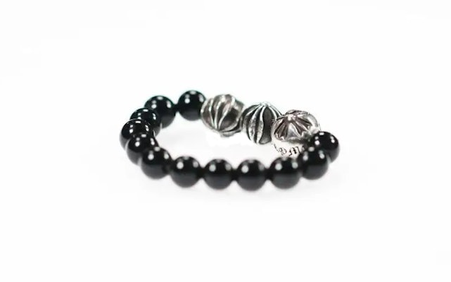 Chrome Hearts 银珠戒指 情侣款 黑色设计 男女通用款式. 2771 Shop Chrome Hearts 银珠戒指 情侣款 黑色设计 男女通用款式. 2771