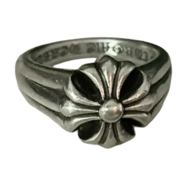 Shop 克罗心标志造型设计银戒指 ch-ch-pls