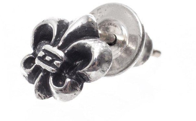 Chrome Hearts Scout Flower Silver Earrings Unisex Couple Design CH-ED-110 Lookbook Chrome Hearts Scout Flower Silver Earrings Unisex Couple Design CH-ED-110