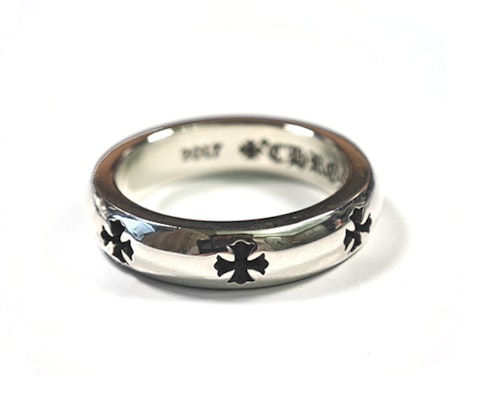 Chrome Hearts Smooth Cross 925 Silver Ring Unisex Couple Style Silver. CH0014280 Order Chrome Hearts Smooth Cross 925 Silver Ring Unisex Couple Style Silver. CH0014280