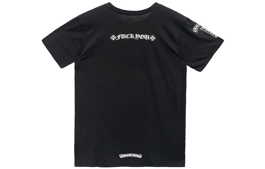 Lookbook Chrome Hearts SS23 Kaos Hitam Lengan Pendek Pria dengan Logo Grafis. CH-019010656