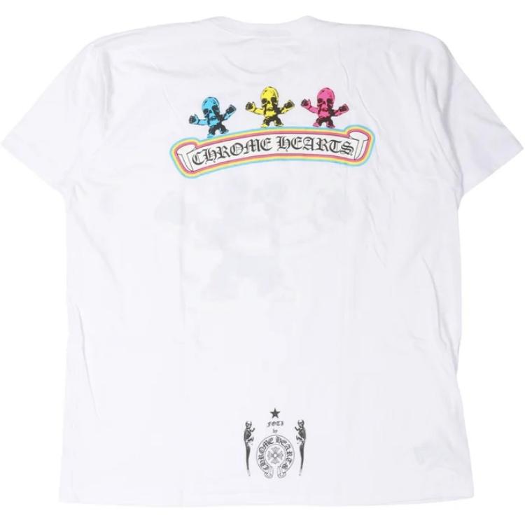 Lookbook Chrome Hearts SS24 Camiseta Blanca de Manga Corta con Estampado de Calavera. CH-038-074892
