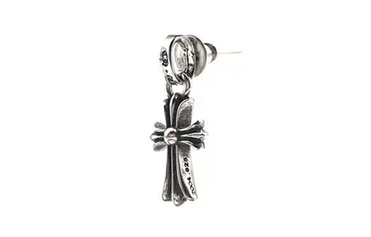 Order Pendientes Metálicos Unisex Chrome Hearts Moda Moderna Studs klx-002
