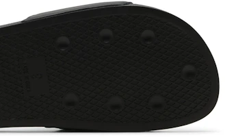 Purchase Circoloco x adidas Adilette 拖鞋 '社群與包容' HQ3617